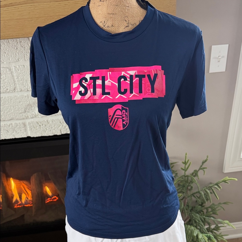 🆕 adidas Navy and Pink STL City Dry Fit Short Sleeve Tee Size S Small